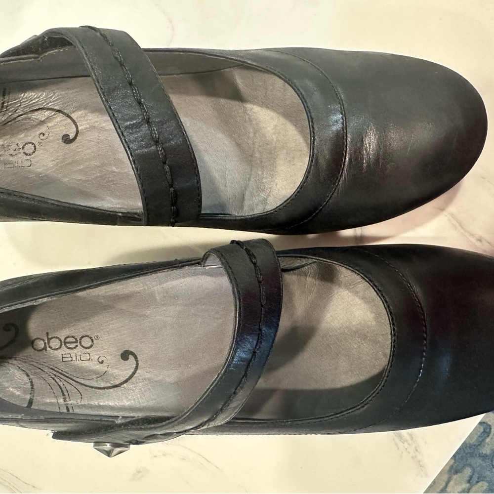 Abeo Black Leather Mary Jane Flats